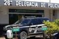 Agentes da 26ª Delegacia de Polícia, junto aos da 38ª, prenderam dupla de suspeitos -  (crédito: Marcelo Ferreira/CB/D.A Press)