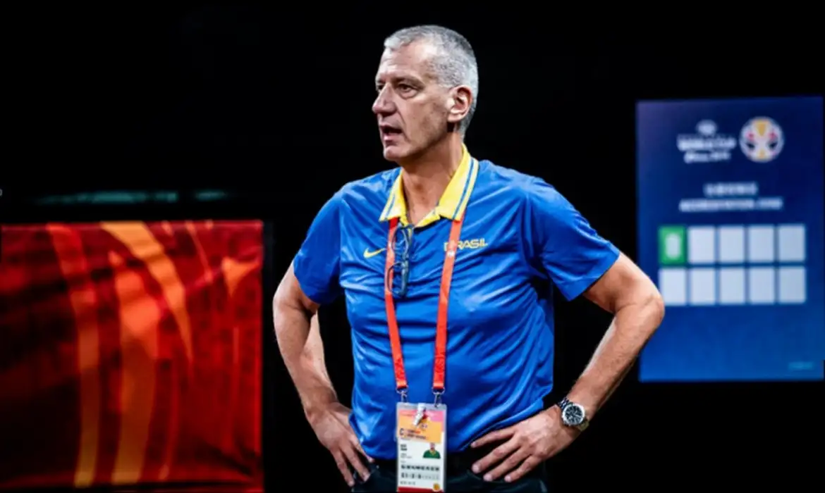 Técnico Petrovic retorna à seleção de basquete com equipe experiente -  (crédito: EBC)