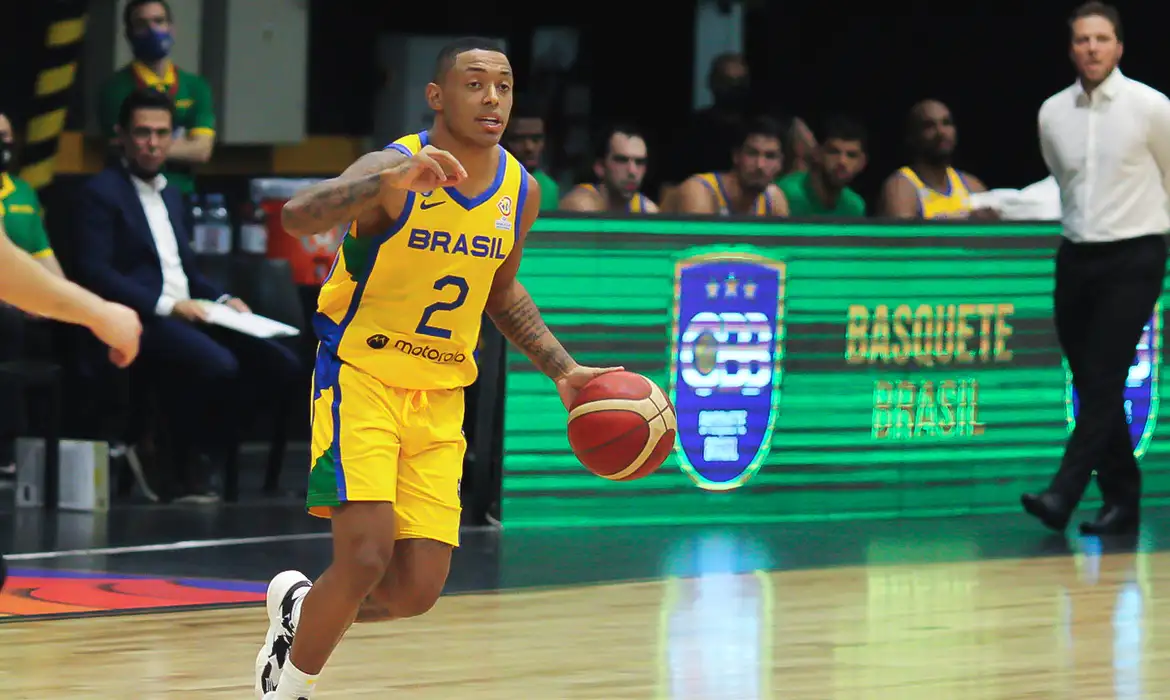 Brasil enfrentará seleções europeias antes de Pré-Olímpico de Basquete -  (crédito: EBC)