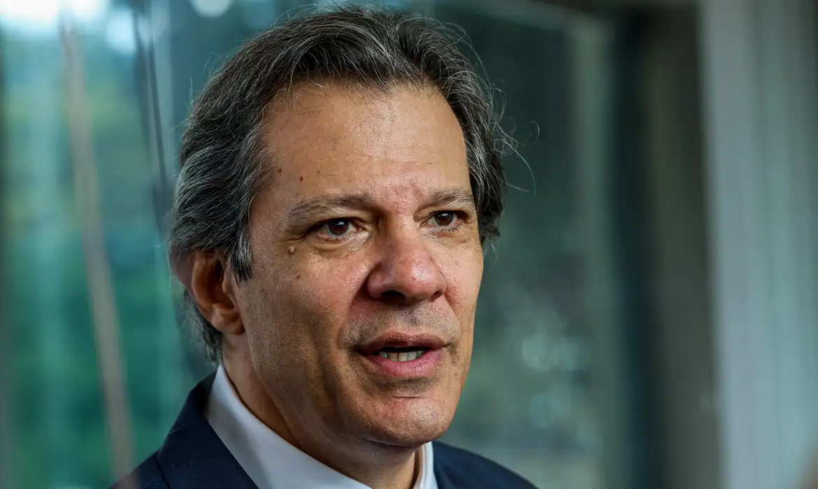 Haddad: cenário externo é desafiador, mas Brasil pode virar liderança -  (crédito: EBC)