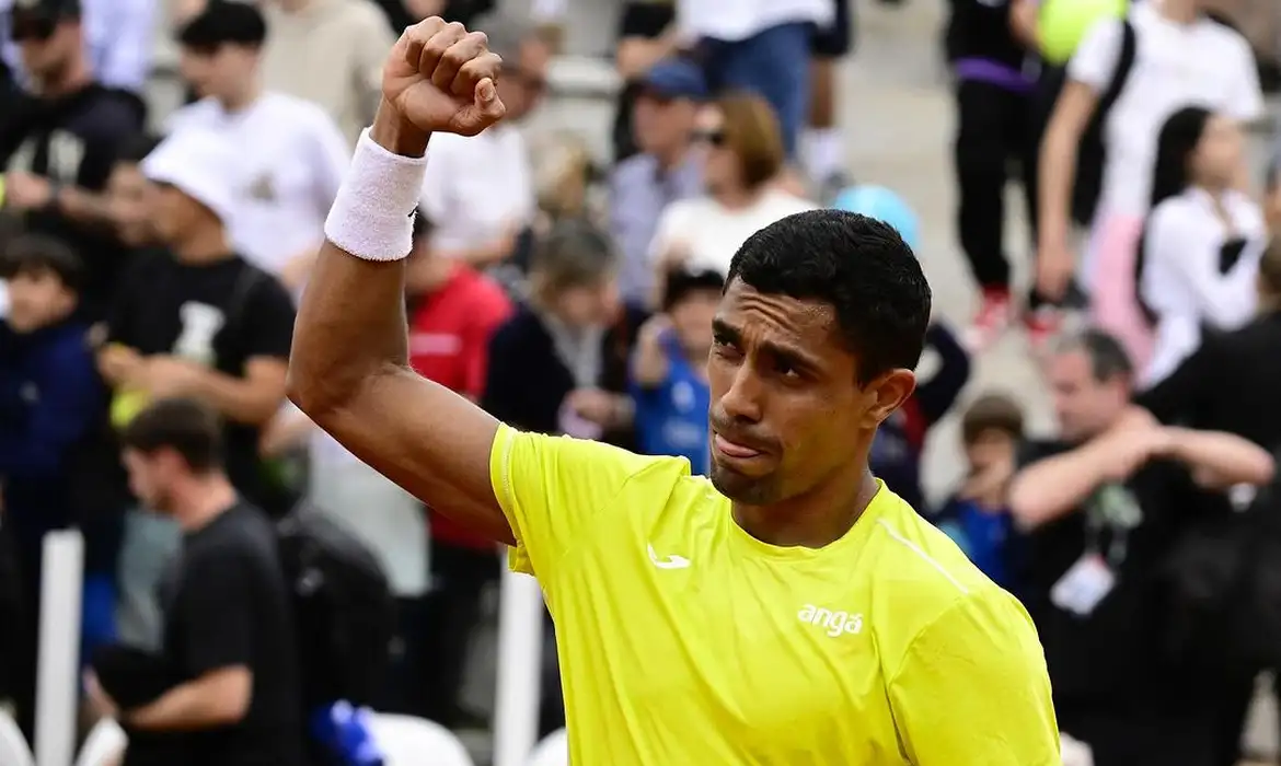 Tenista Thiago Monteiro tem vaga confirmada na Olimpíada de Paris  -  (crédito: EBC)