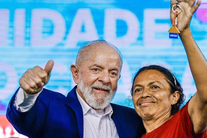 Lula anuncia R$ 194 milhões para construção de 1,3 mil casas no Piauí -  (crédito: EBC)