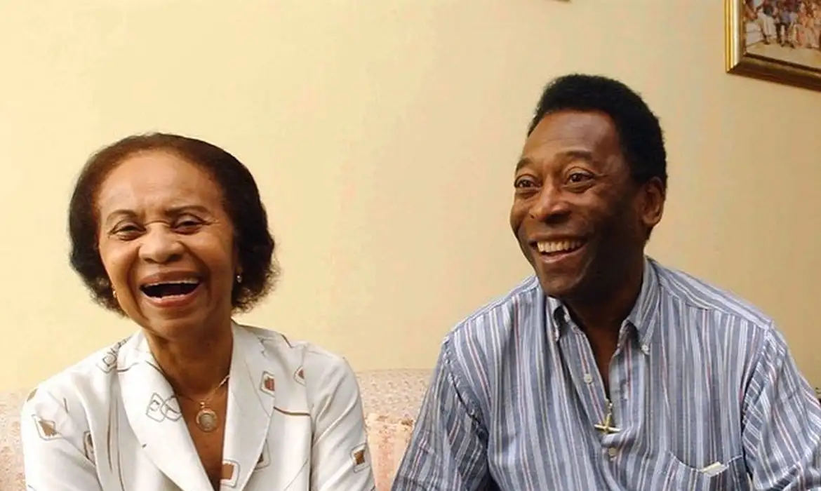 Dona Celeste, mãe de Pelé, morre em Santos aos 101 anos de idade -  (crédito: EBC)