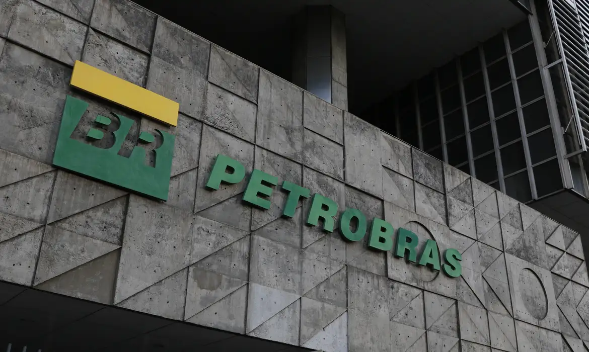 A Petrobras possui postos de exploração e produção de petróleo ou gás natural em mais quatro países, além da Colômbia. -  (crédito: EBC)