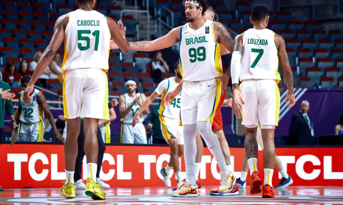 De virada, Brasil bate Montenegro no Pré-Olímpico de basquete -  (crédito: EBC)