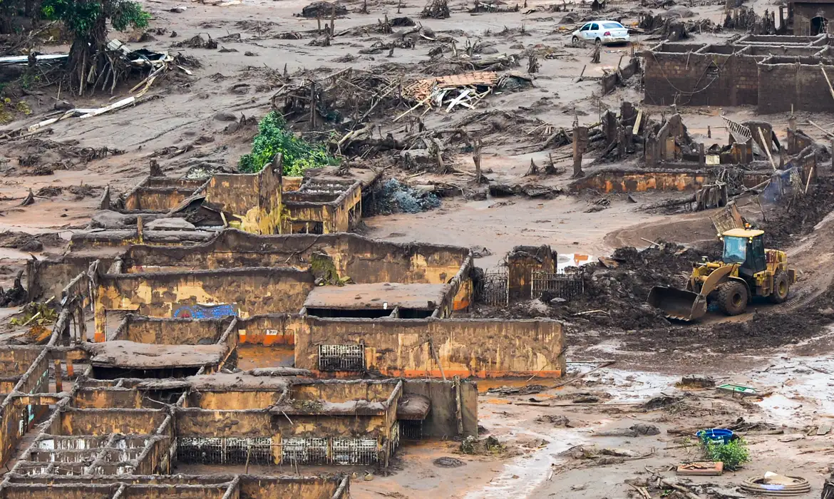 Caso Samarco: nova reunião para repactuar reparação acaba sem acordo -  (crédito: EBC)