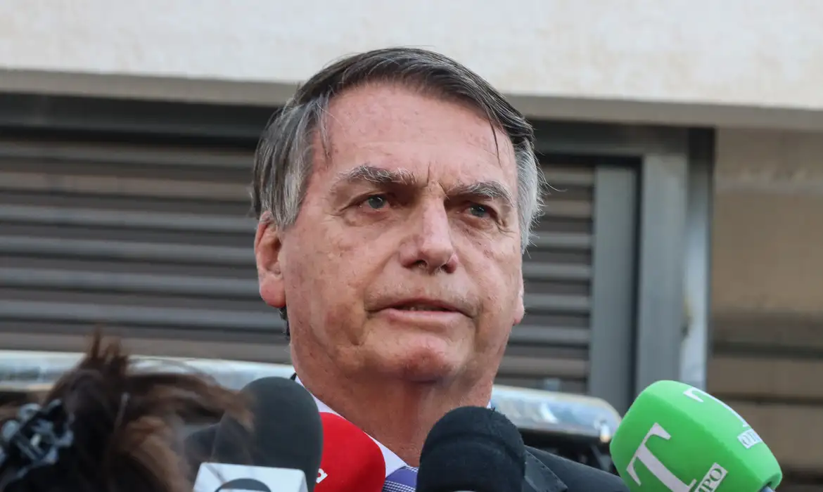 PF liga Bolsonaro a esquema para desviar mais de R$ 6,8 milhões -  (crédito: EBC)