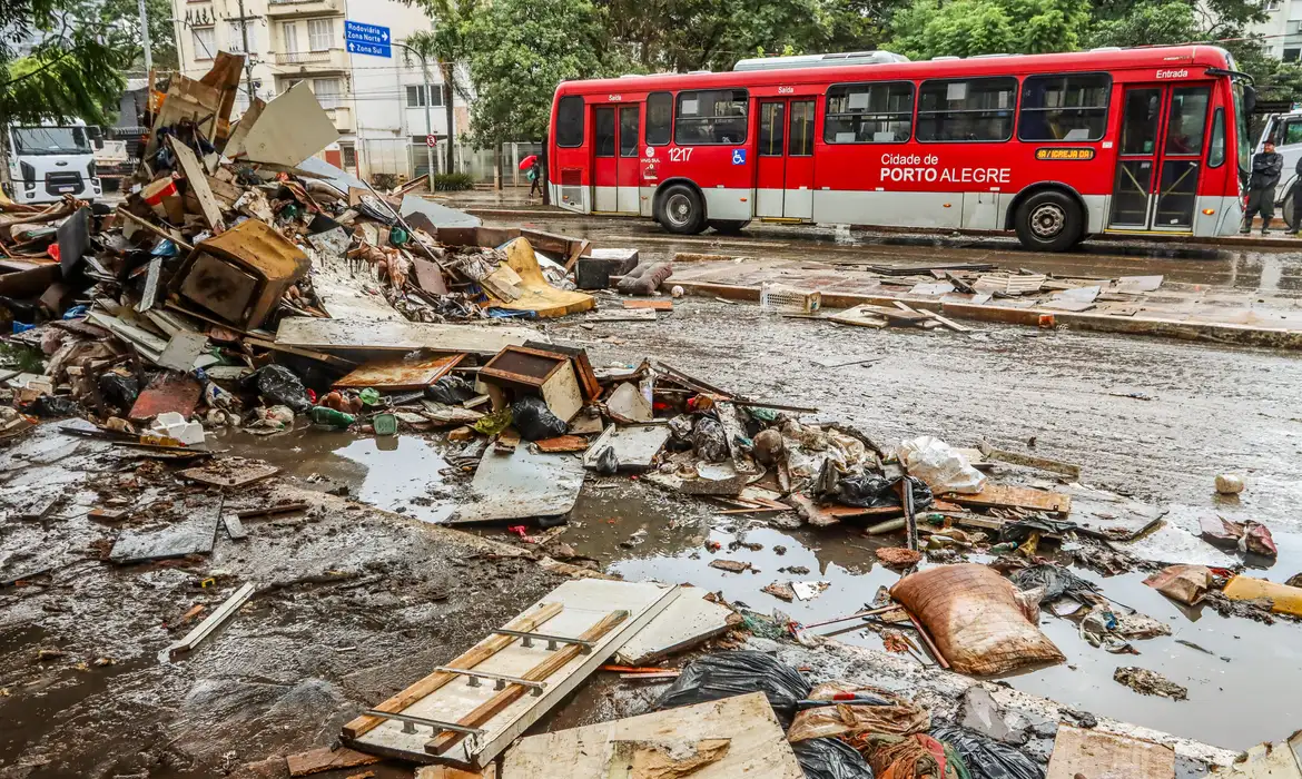 O maior projeto de drenagem consiste na execução de obras para o controle das cheias do Rio Gravataí e do Arroio Feijó, em Porto Alegre e Alvorada -  (crédito: EBC)