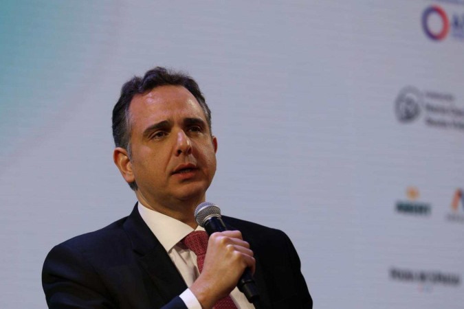 Em evento do Lide Brazil Conference, em Londres, presidente do Senado fez um apelo aos empresários para que apoiem a pauta -  (crédito: EBC)