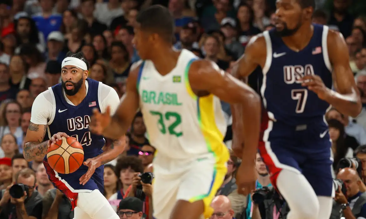 Brasil para nos EUA e se despede do basquete nos Jogos de Paris -  (crédito: EBC)