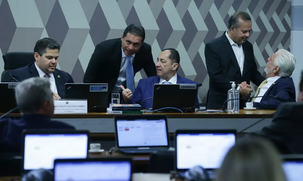 CCJ do Senado reduz prazo de inelegibilidade previsto na Ficha Limpa -  (crédito: EBC)