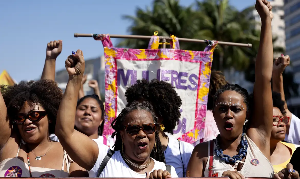 Currículos escolares vão destacar feitos das mulheres para a sociedade -  (crédito: EBC)